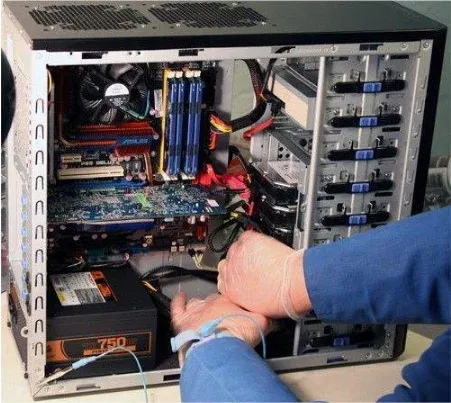 Laptop and Computer Service in Kharadi